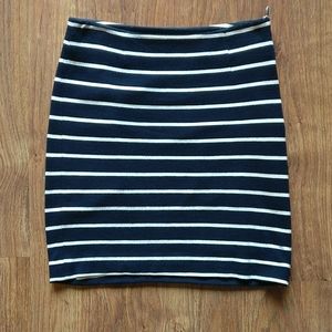 Banana Republic - striped skirt